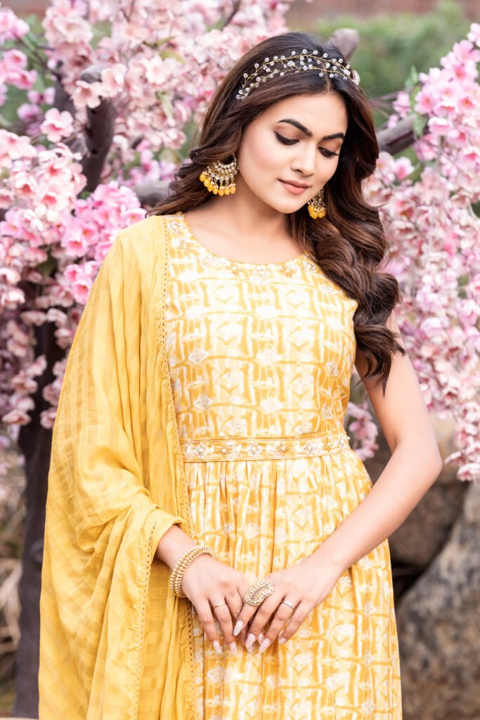 Ethnic-Wear-Photoshoot-in-Mumbai